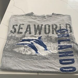 SeaWorld Orlando Gray and Blue Men's Short Sleeve Tee